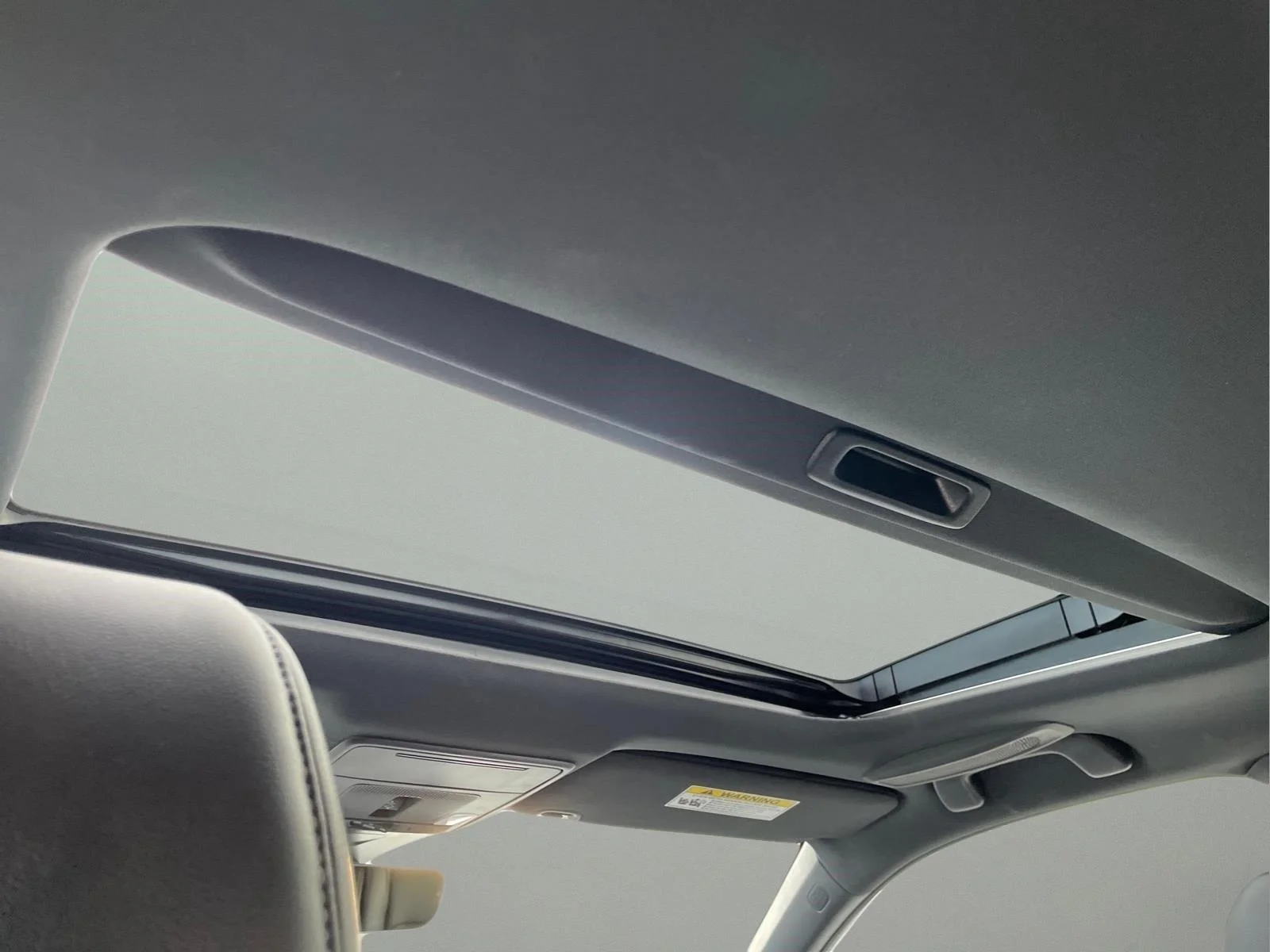 Used 2025 Platinum White Pearl Acura w/A-Spec Technology Package image 17