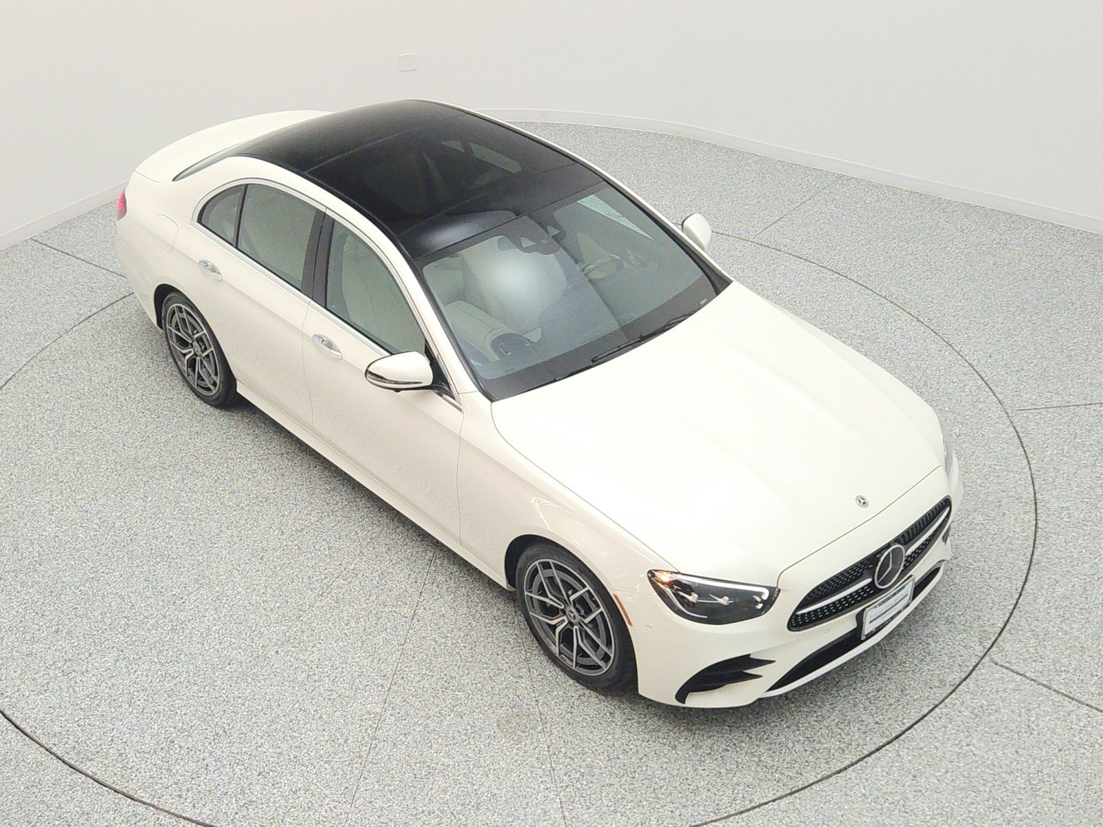 Used 2022 MANUFAKTUR Diamond White Mercedes-Benz E 350 RWD Sedan image 25