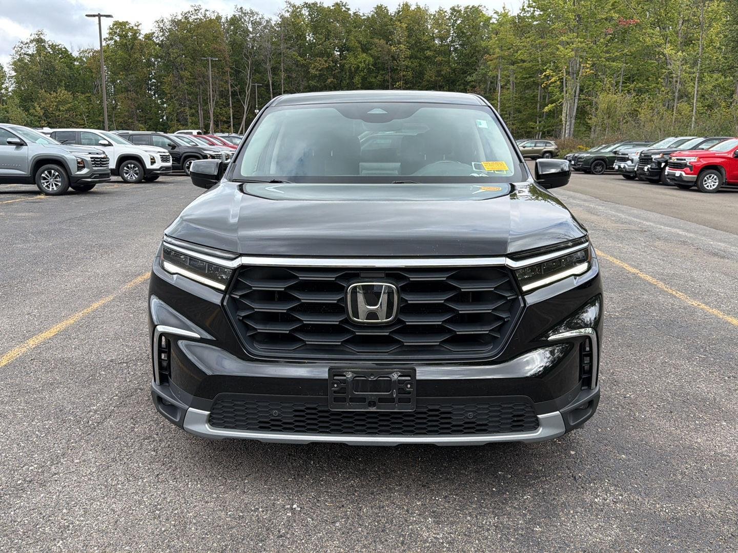 Used 2025 Crystal Black Pearl Honda EX-L image 13