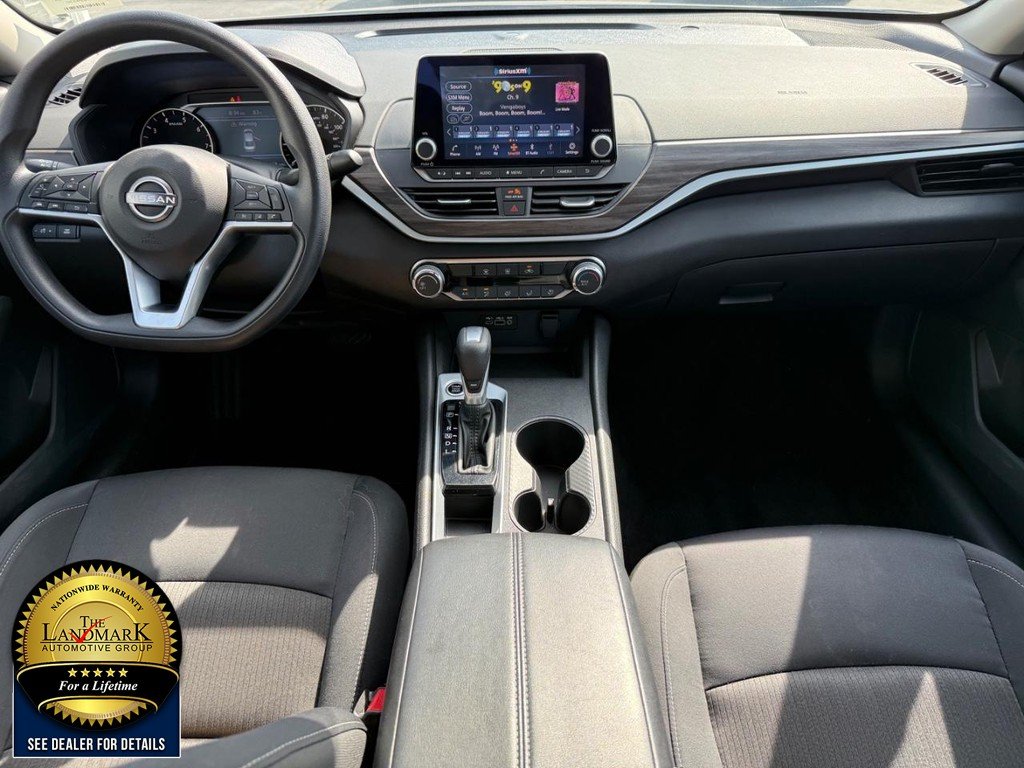 Used 2025 Gun Metallic Nissan SV FWD image 15