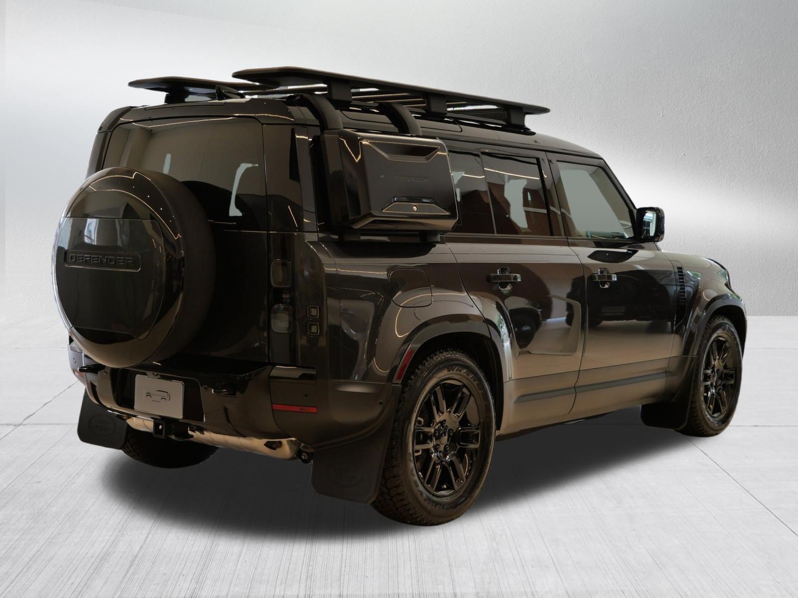 New 2026 Carpathian Grey Land Rover S image 2