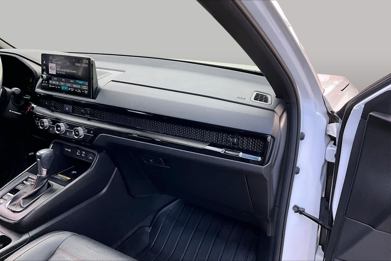 Used 2023 Platinum White Pearl Honda Sport Touring image 18