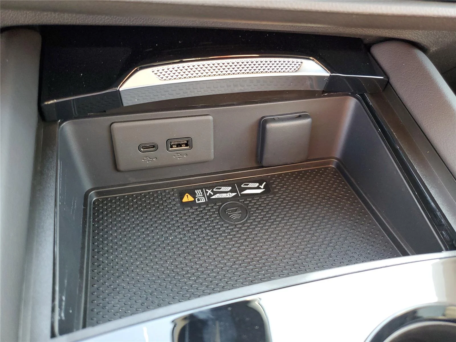 2026 Buick Envision Sport Touring - Photo 29