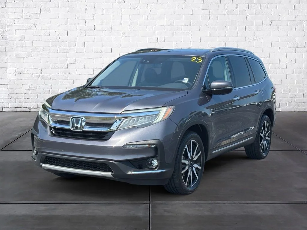 Used 2022 Gray Honda Elite image 2