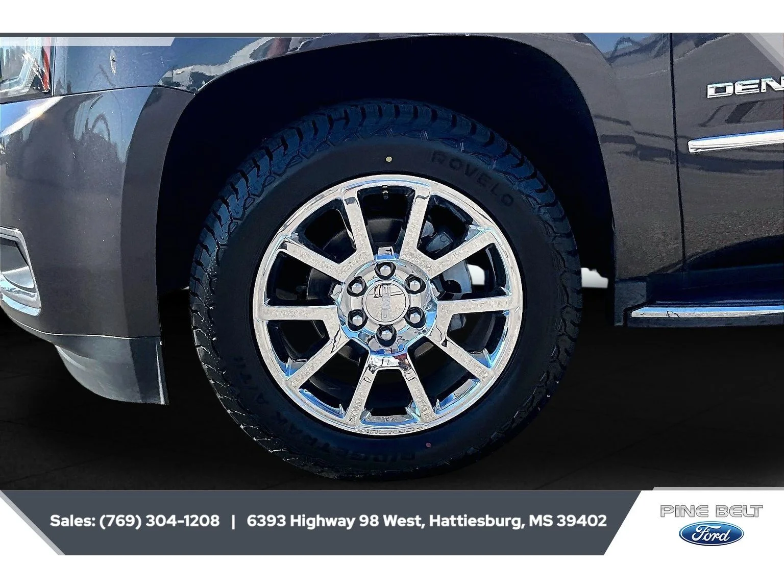 Used 2017 Iridium Metallic GMC Denali image 7