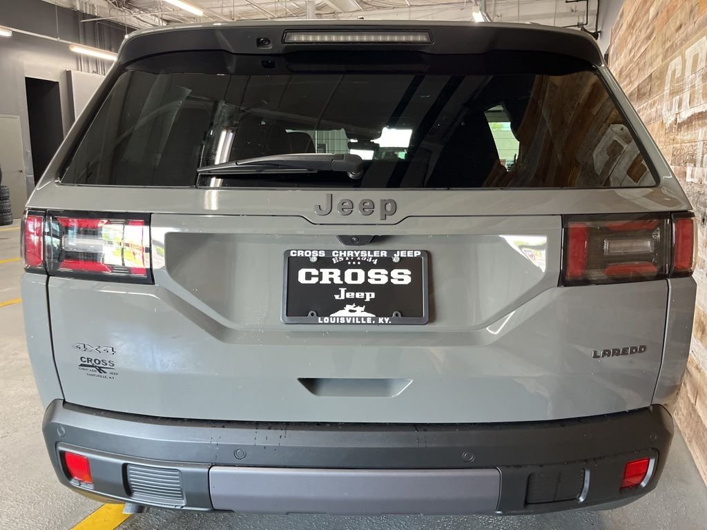 New 2026 Sting-Gray Clearcoat Jeep Laredo image 24