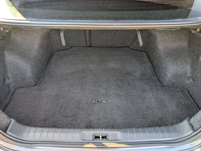 Used 2018 Gray Nissan 2.5 S image 26