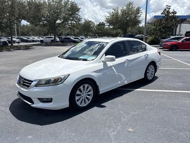 Used 2015 White Honda EX-L image 8