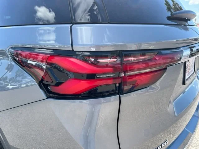 Used 2023 STERLING GRAY METALLIC Chevrolet Premier image 7