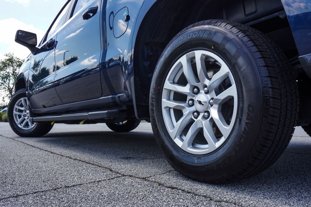 Used 2021 Blue Chevrolet RST image 34