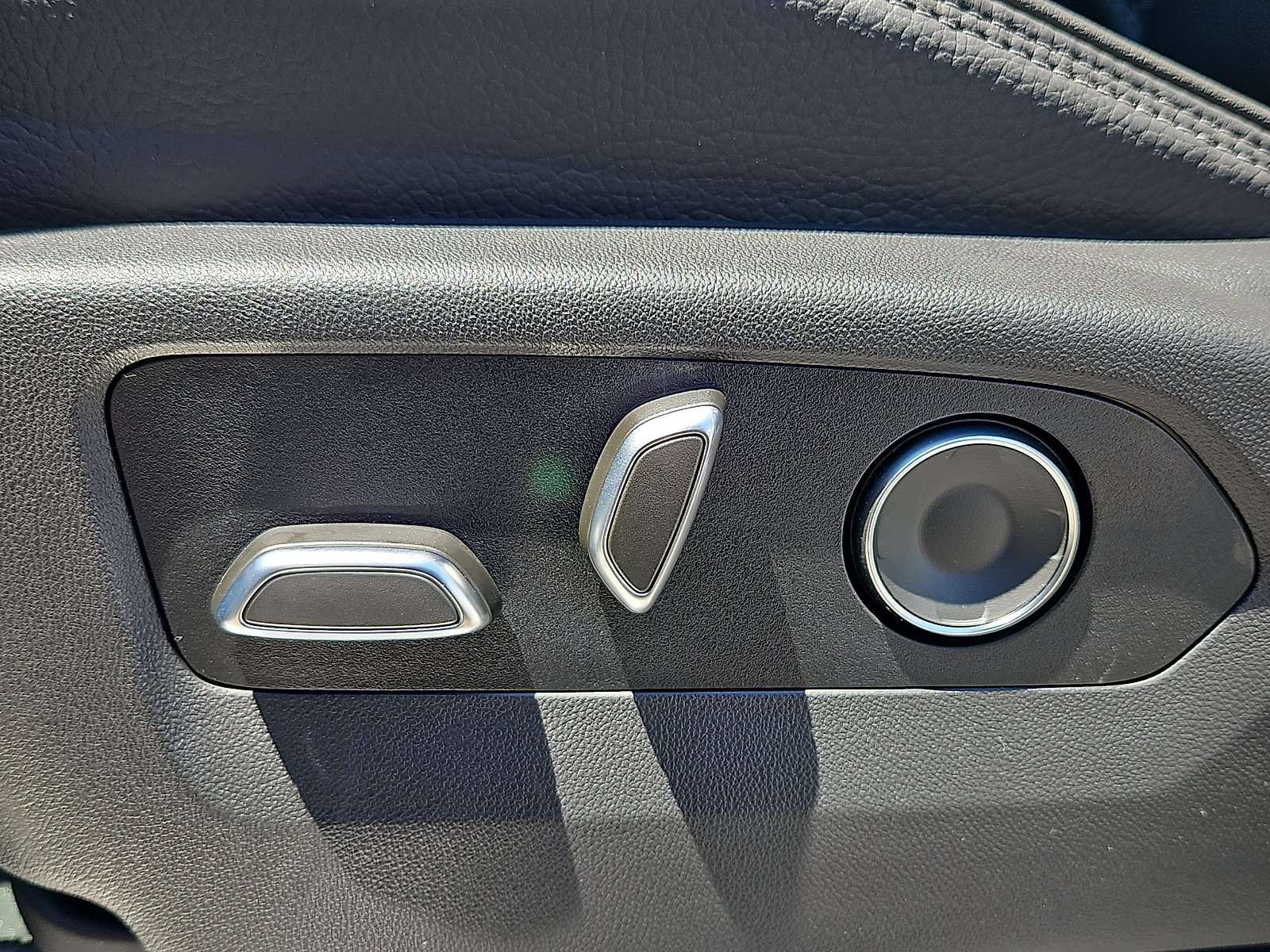 2026 GMC Sierra 1500 Denali - Photo 13