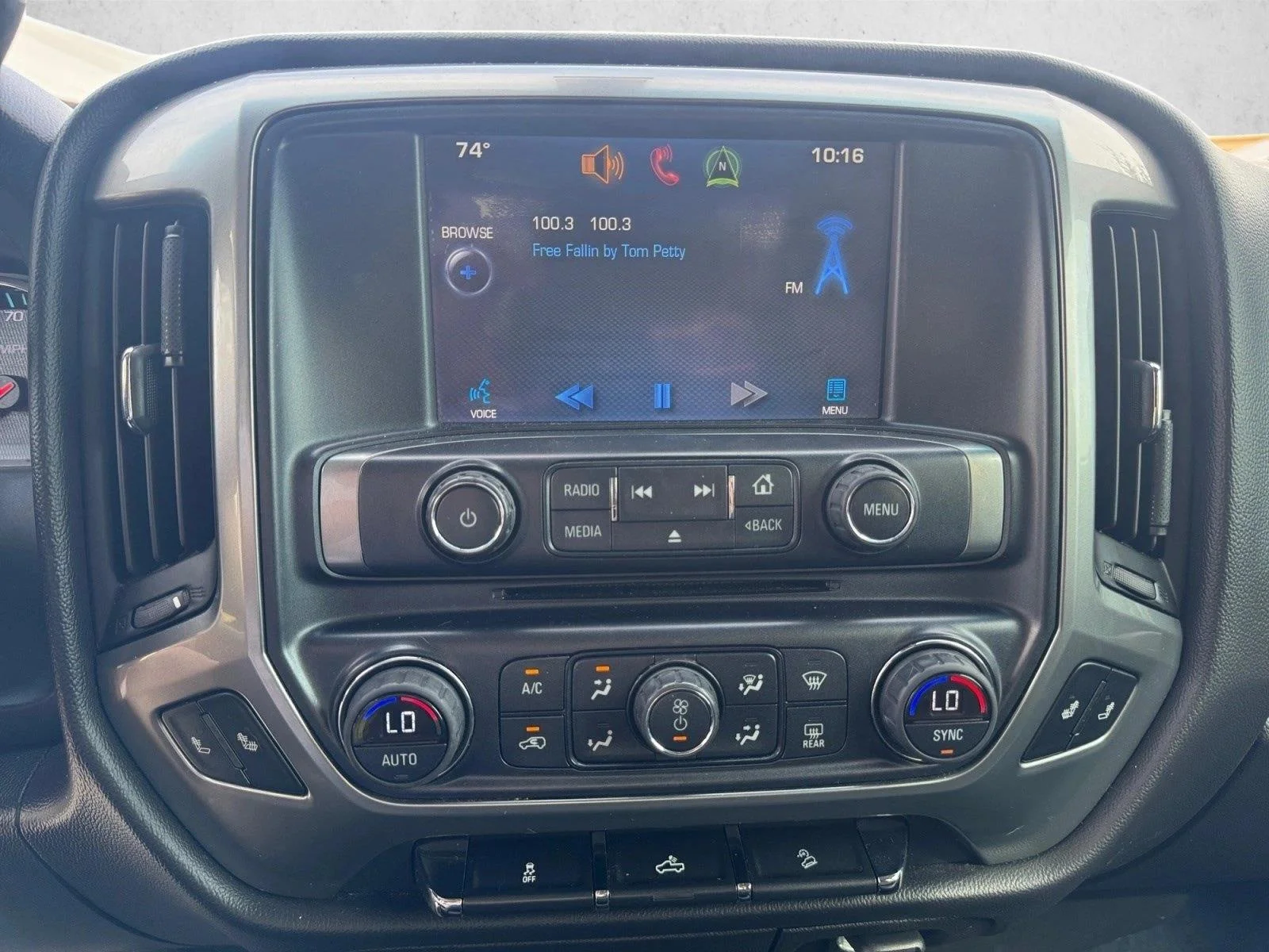 Used 2015 Black Chevrolet LT image 15
