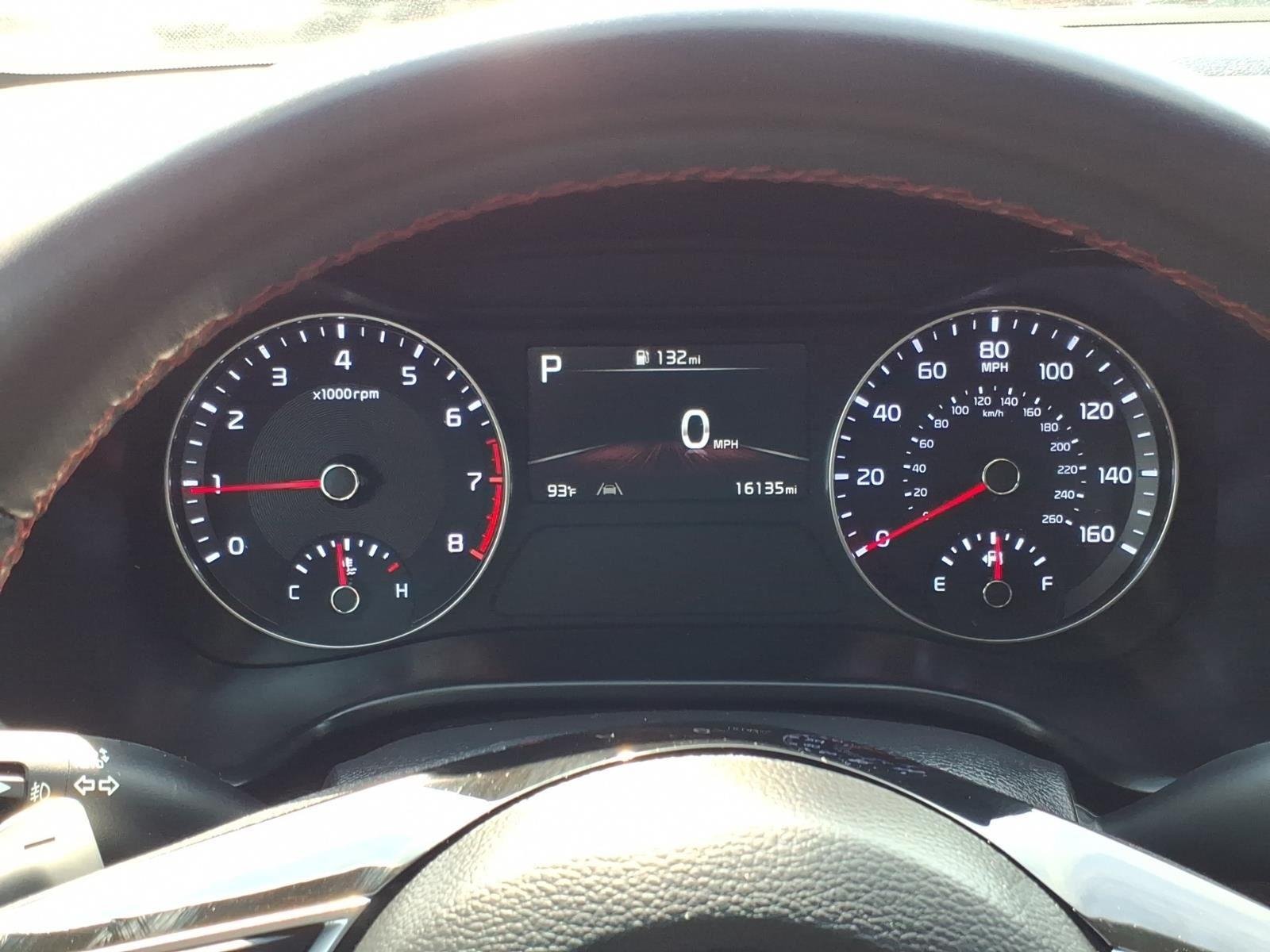 Used 2024 Snow White Pearl Kia GT image 24