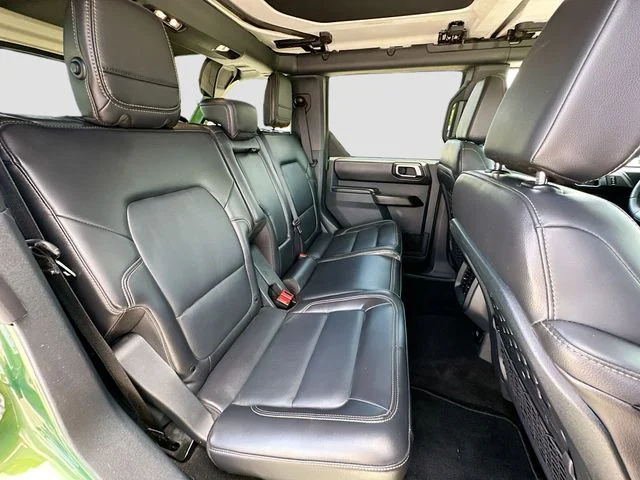 Used 2025 Green Ford Badlands image 26