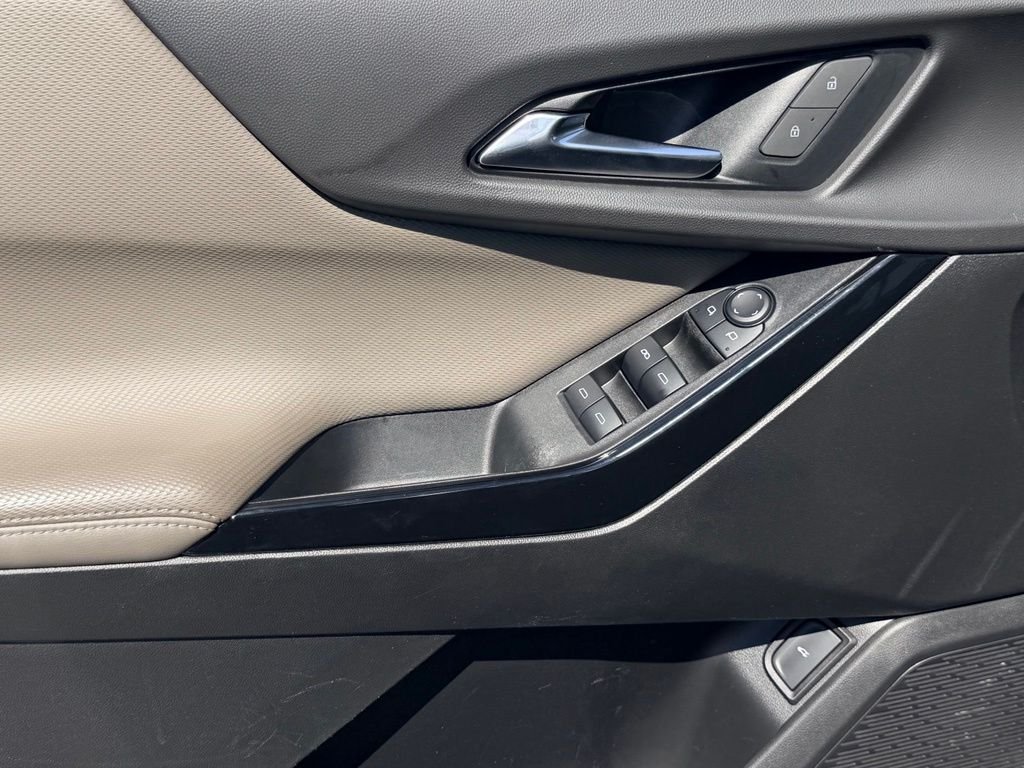 Used 2025 Black Chevrolet LT image 20