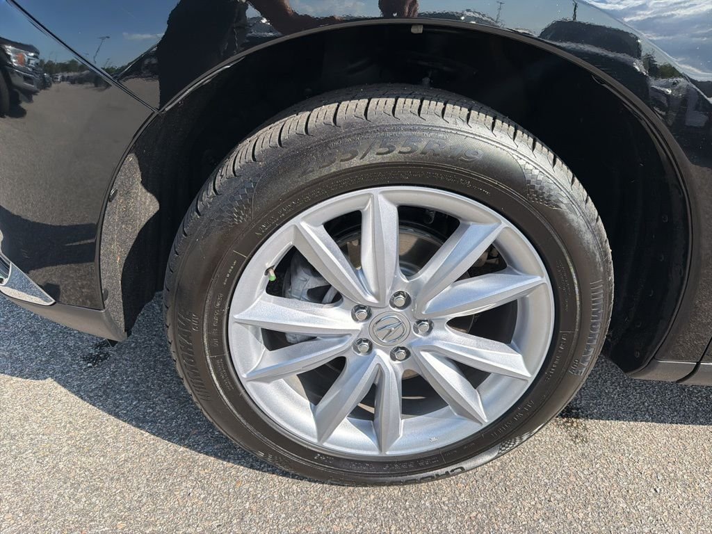 Used 2023  Acura Base image 9