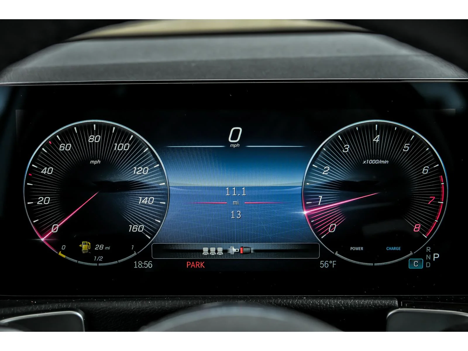 New 2026 Polar White Mercedes-Benz GLB 250 image 11