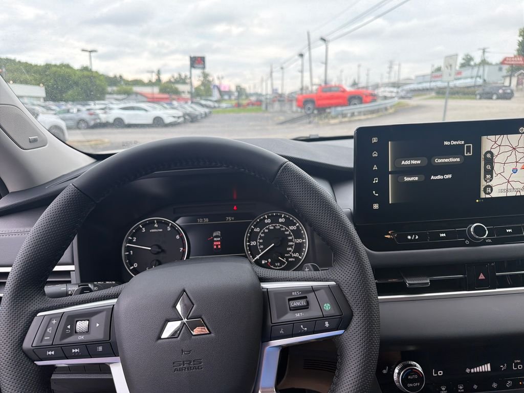 New 2026 White Mitsubishi SE 1.5T 2WD image 21