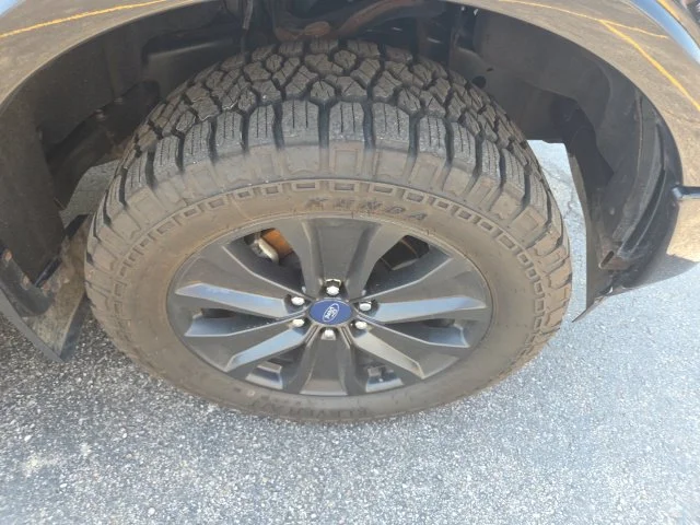 Used 2019 Black Ford  image 38