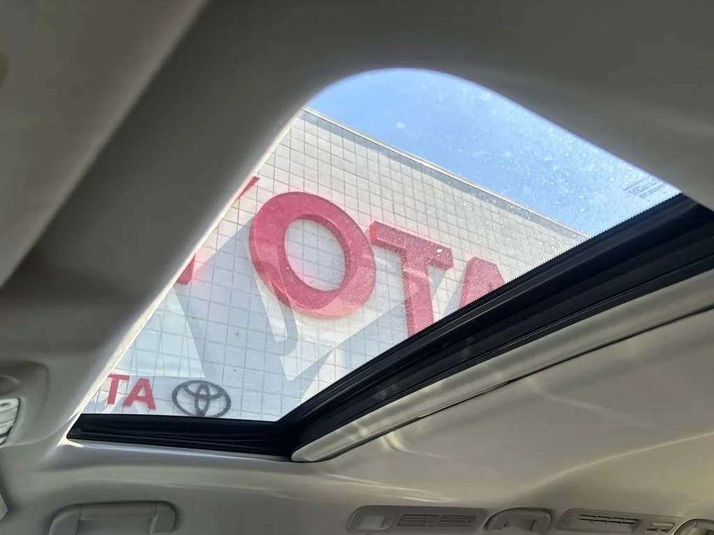Used 2021 Gray INFINITI LUXE image 18