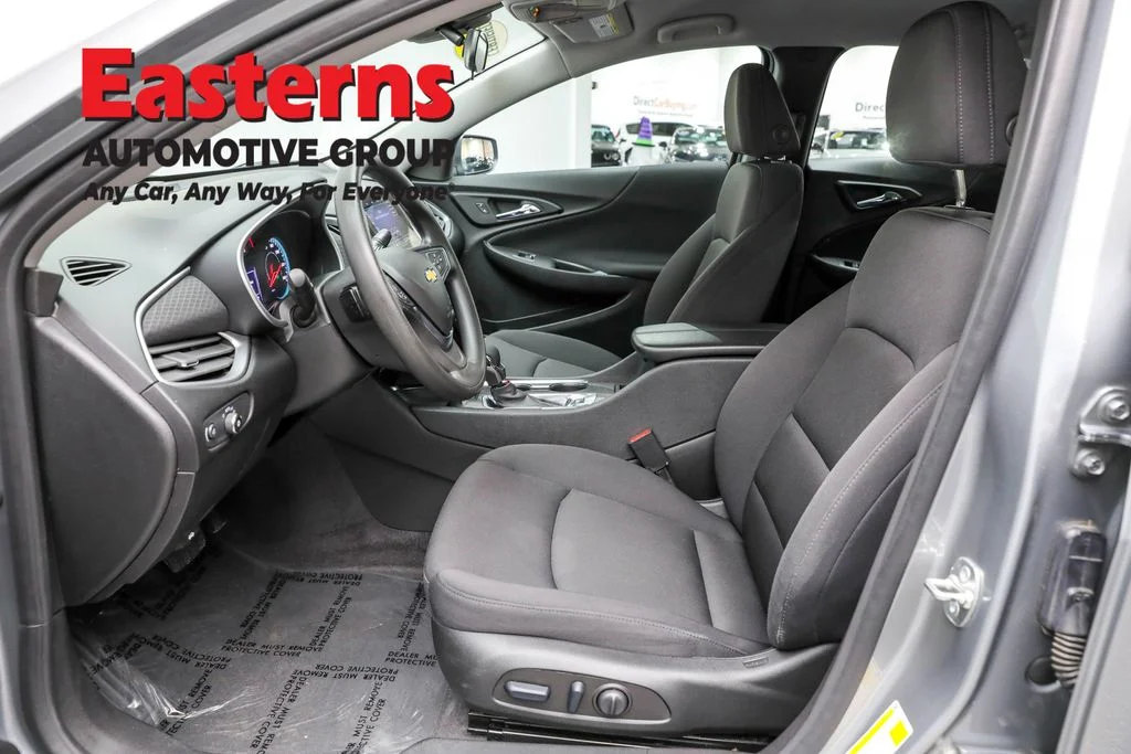 Used 2024 Gray Chevrolet LT image 14