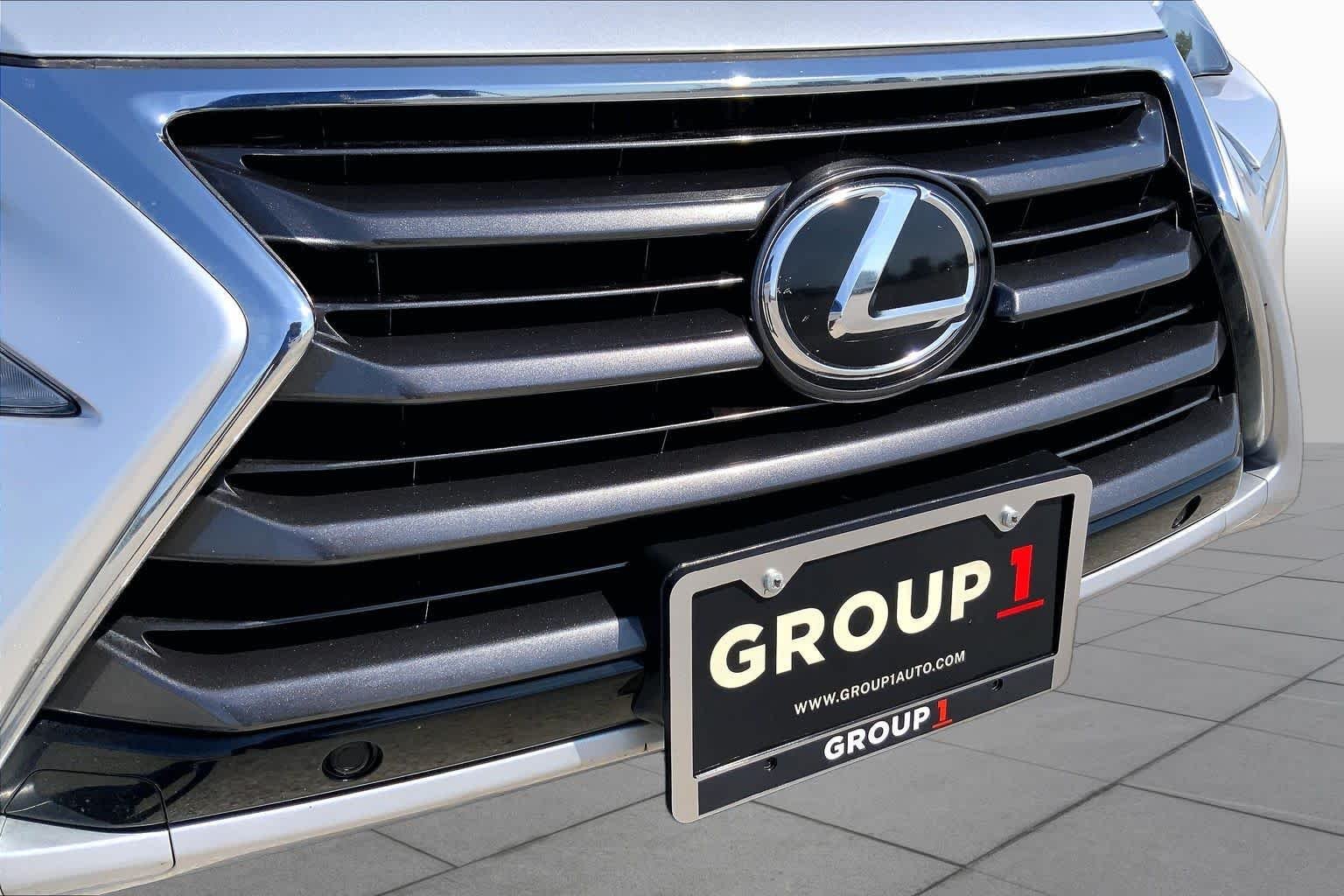 Used 2017 Silver Lining Metallic Lexus  image 29