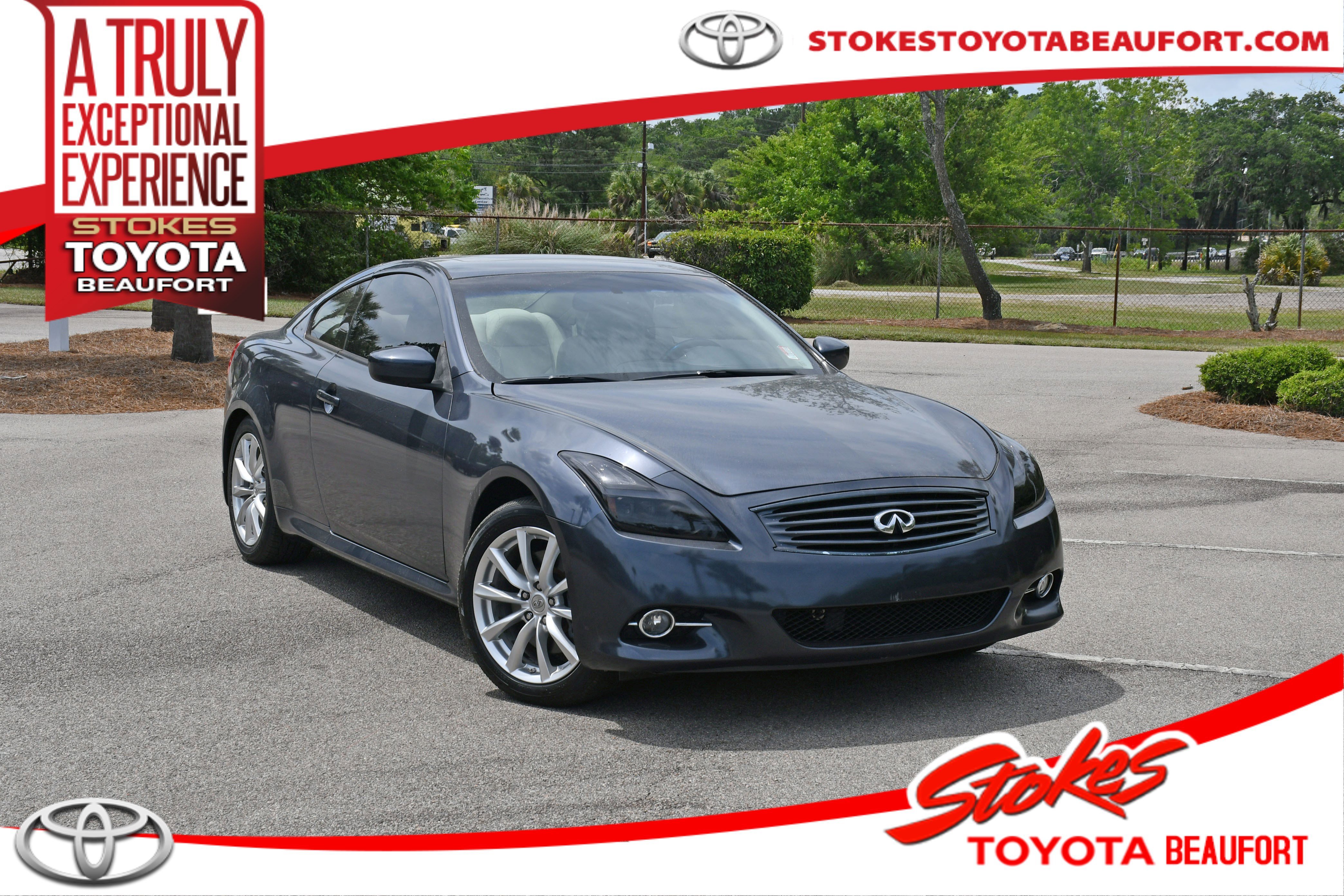 Used 2013 Blue INFINITI Journey image 1