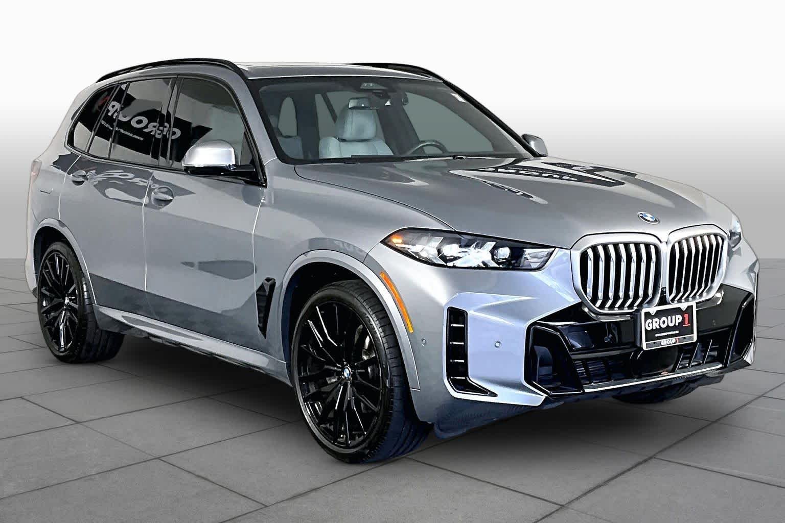 Used 2024 Skyscraper Grey Metallic BMW xDrive40i image 3
