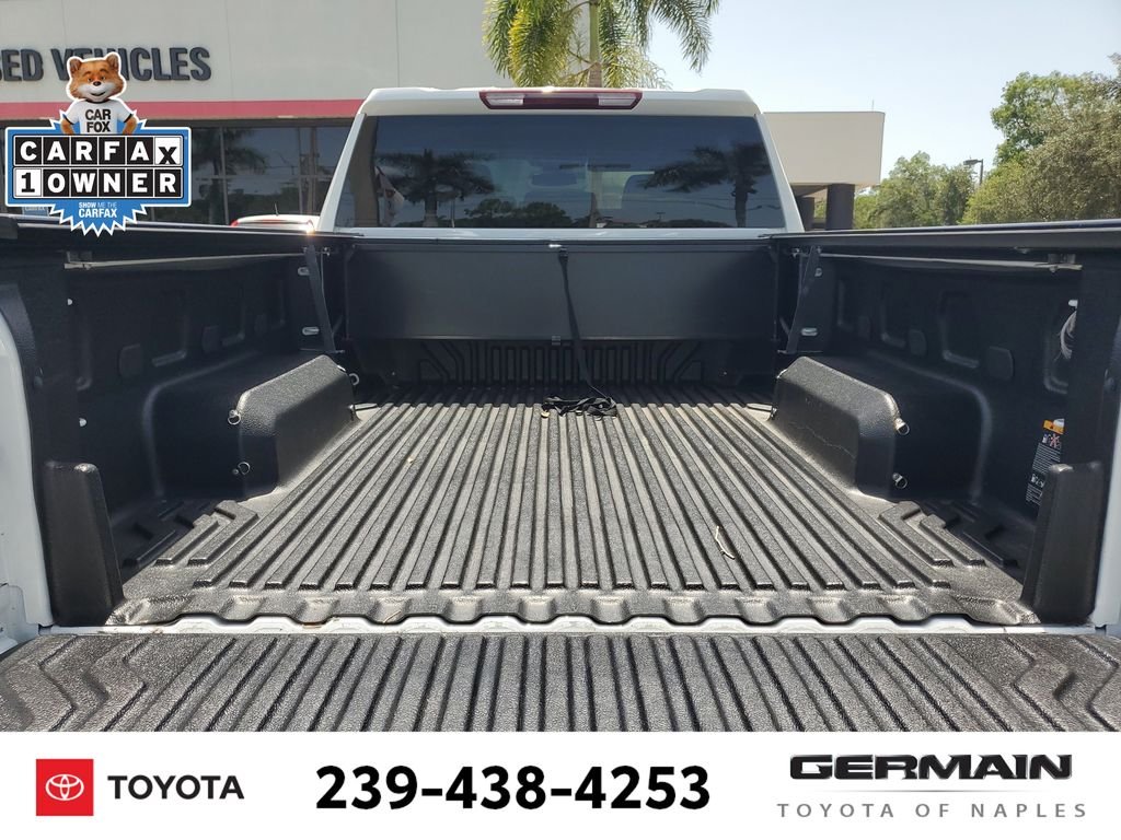 Used 2024 White Chevrolet Custom image 23