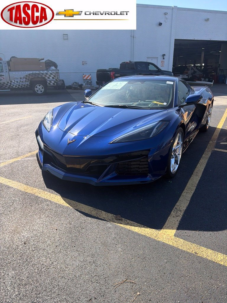 New 2027 Admiral Blue Metallic Chevrolet 2LT image 1