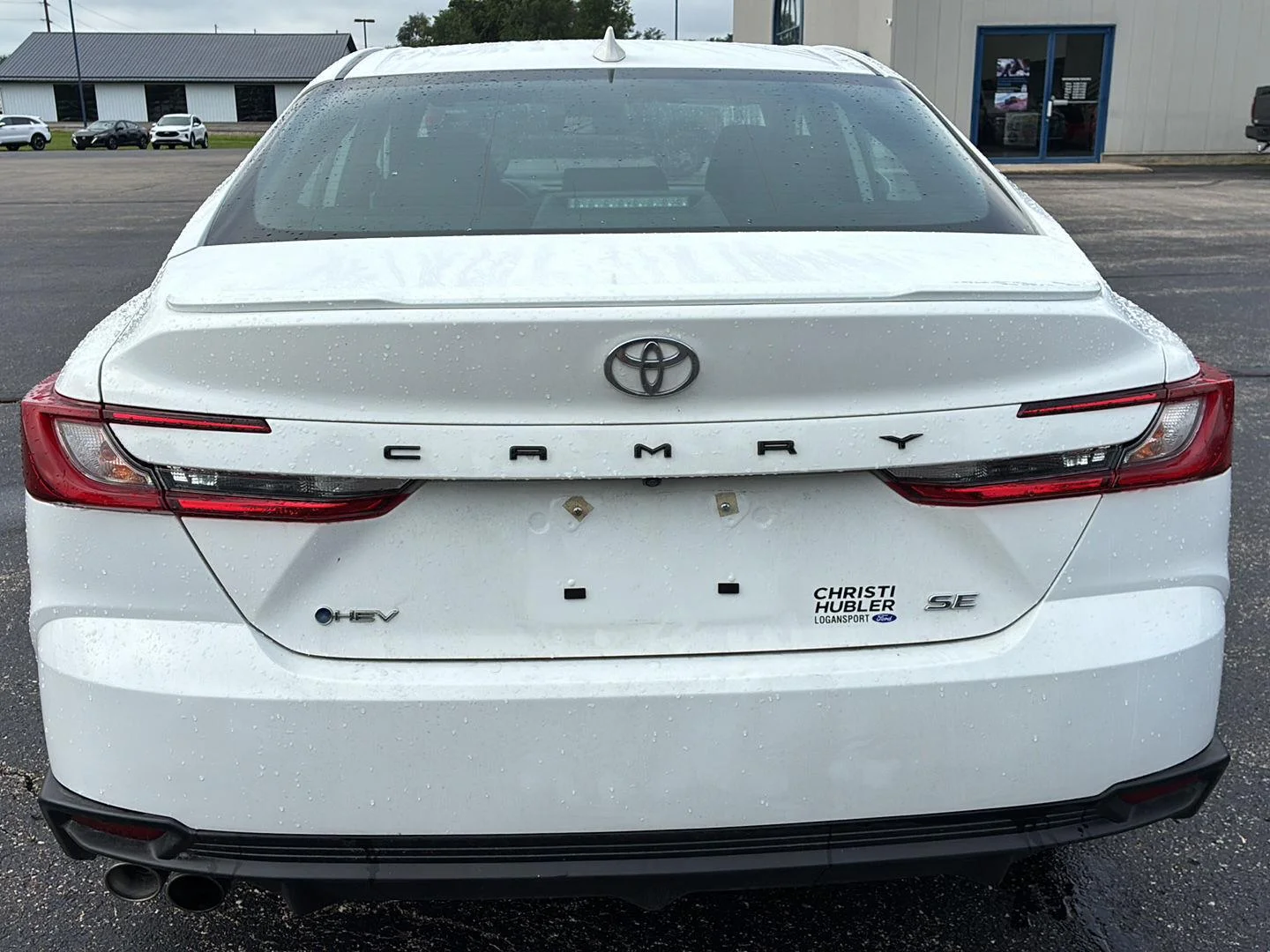 Used 2025 Ice Toyota XSE image 4