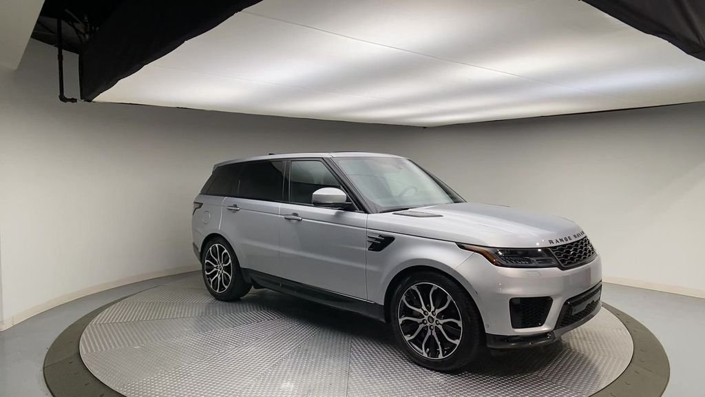 Used 2022 Hakuba Silver Metallic Land Rover HSE Silver Edition image 2