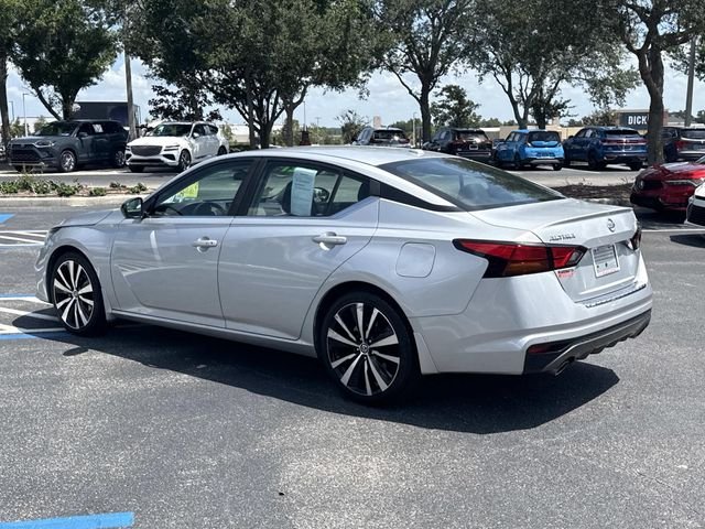 Used 2021 Silver Nissan 2.5 SR image 6