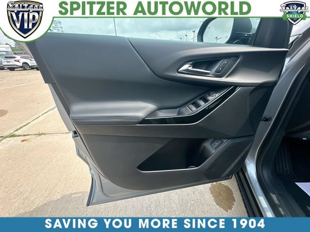 New 2027 Sterling Gray Metallic Chevrolet LT image 23