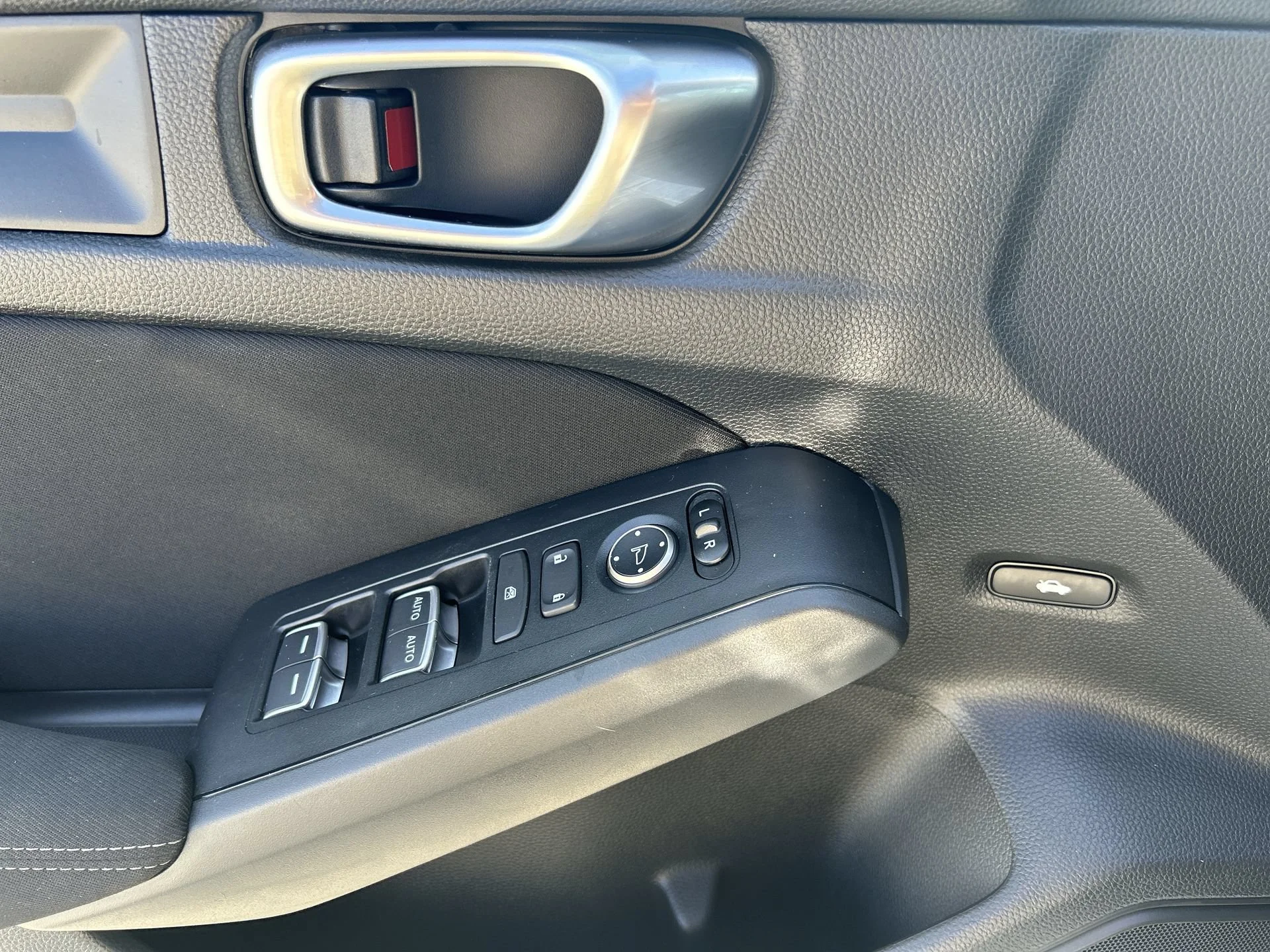 2024 Honda Civic Sport - Photo 15