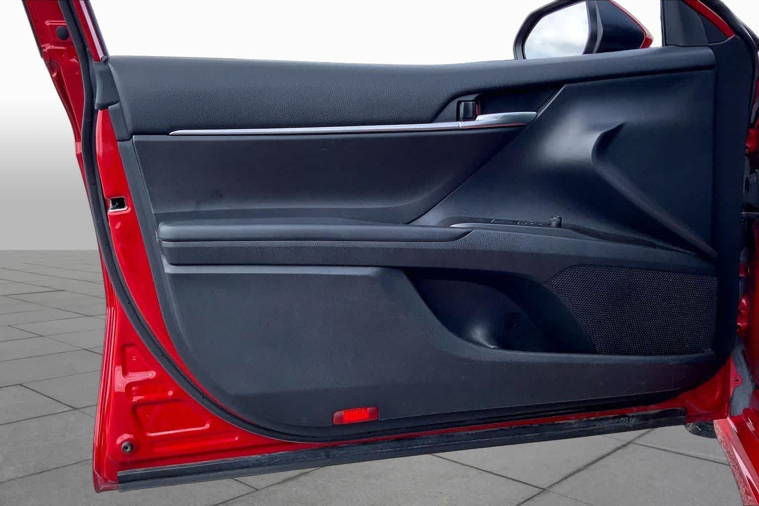 Used 2022 Supersonic Red Toyota SE image 21