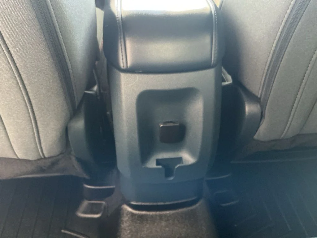 Used 2022 Oxford White Ford XLT image 24
