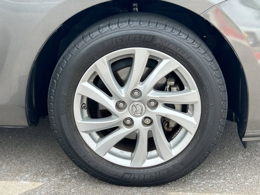 Used 2012 Gray Mazda i Touring image 9