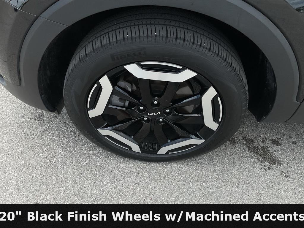 Certified Used 2024 Ebony Black Kia S image 5