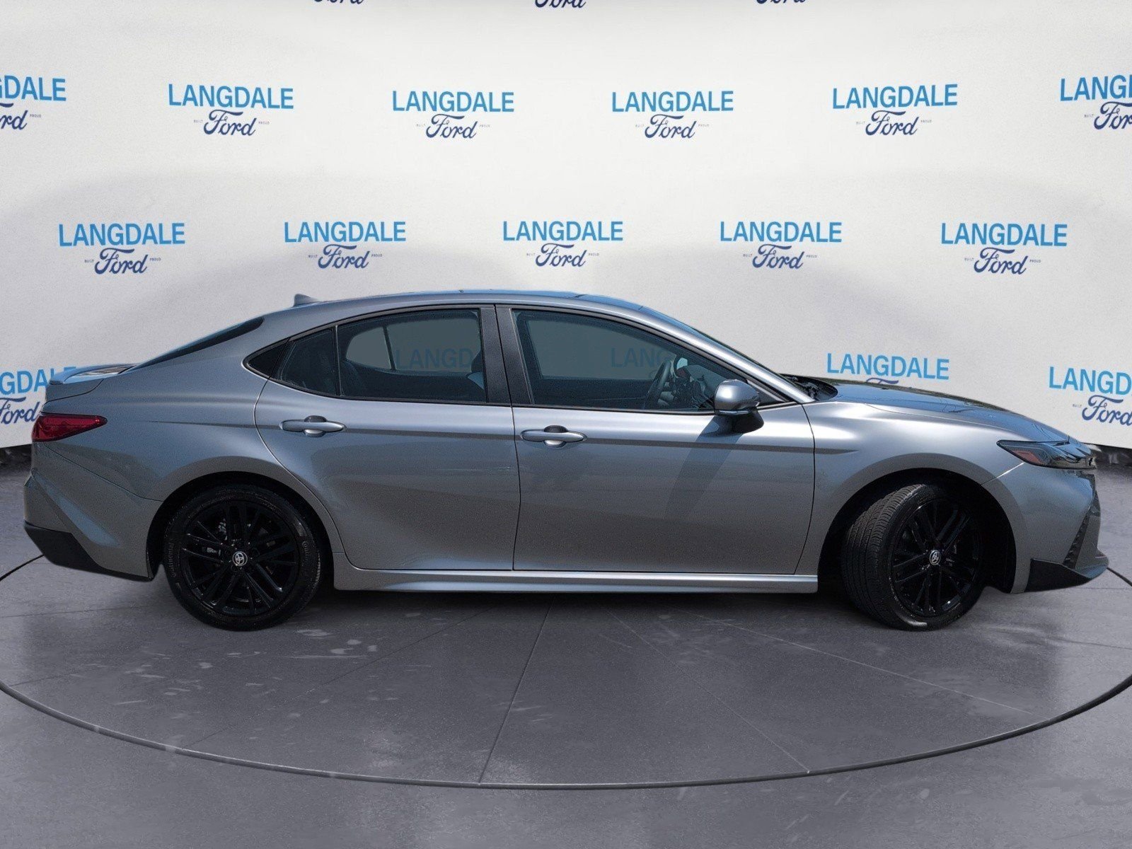 Used 2026 Metal Toyota SE image 3