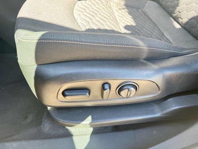 Used 2021 MIDNIGHT BLUE METALLIC Chevrolet LT image 39