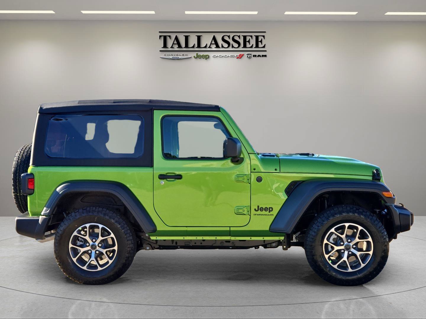 New 2026 Mojito Clearcoat Jeep Sport S image 6