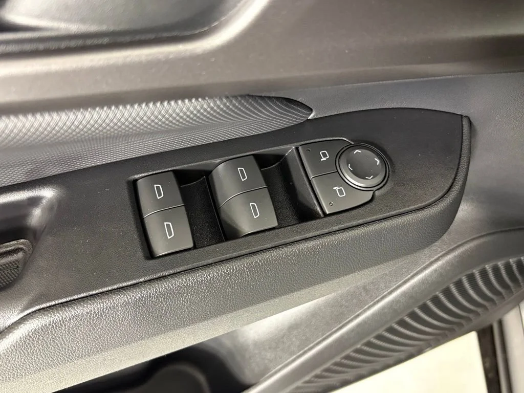 2026 Chevrolet Equinox EV 1LT - Photo 18