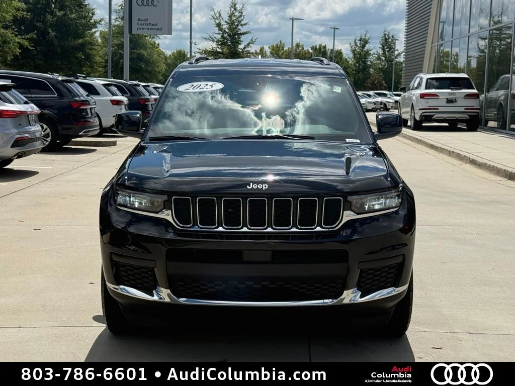 Used 2025 Black Jeep Laredo image 8