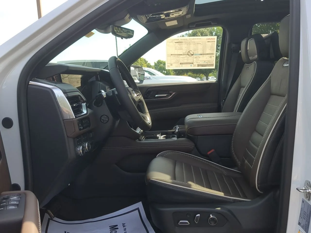 New 2026 Glacier White Tricoat GMC Denali Ultimate image 20