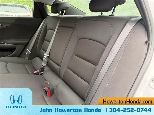 Used 2023  Chevrolet LT image 28