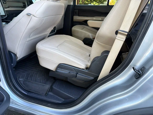 Used 2024 Silver Ford Limited image 21