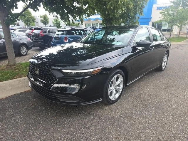 Used 2024 Black Honda LX image 1