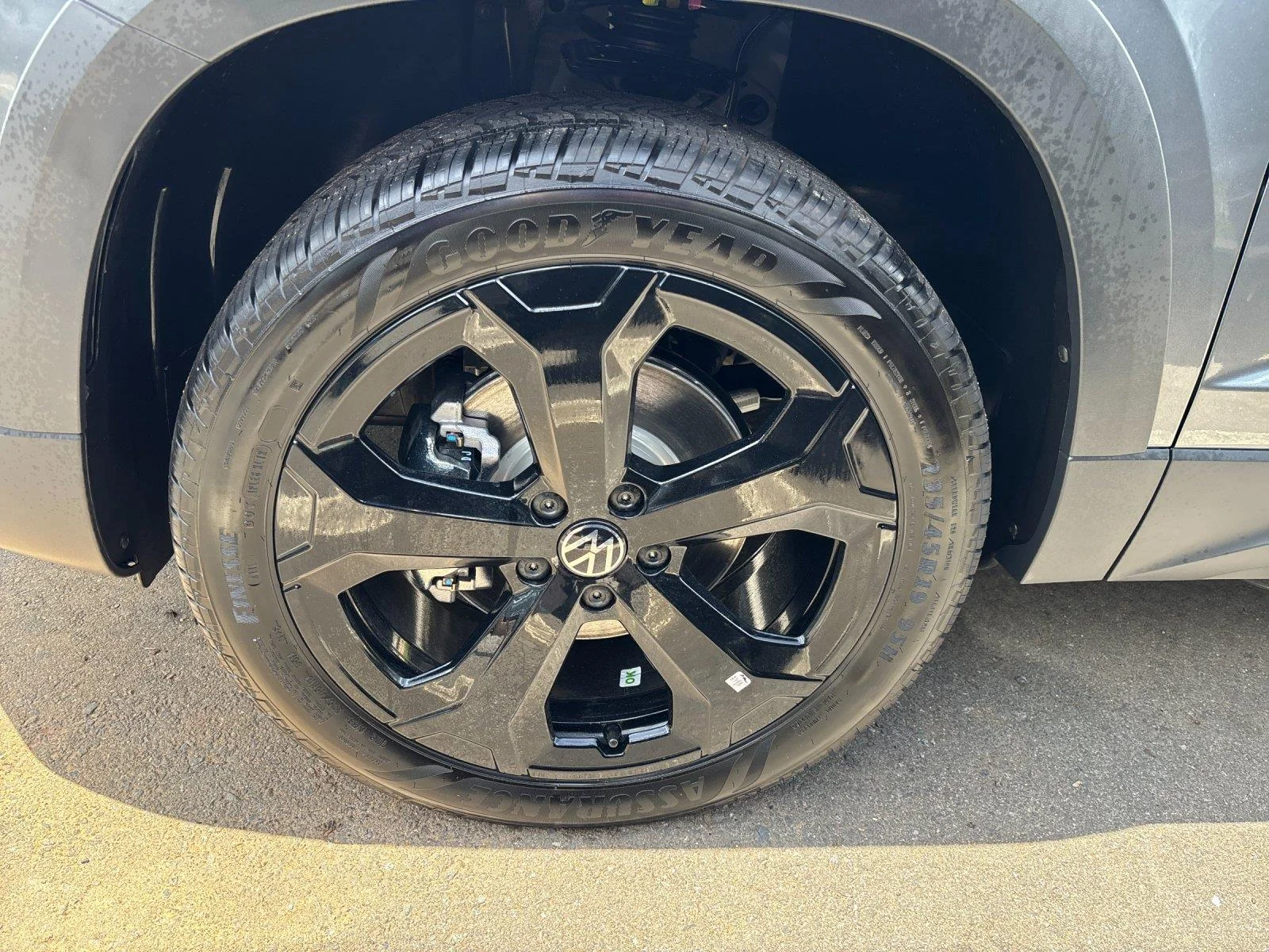 New 2026 Platinum Gray Metallic Volkswagen SEL image 10