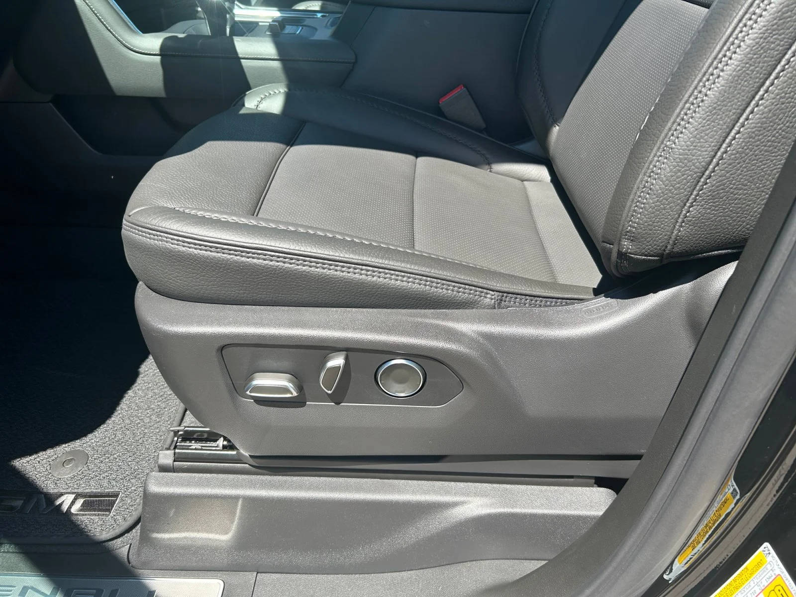 New 2026 Onyx Black GMC Denali image 15